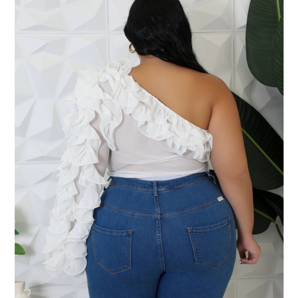 Chic White Ruffled One-Shoulder Top - Picture 2 of 3